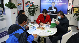 選學校前,一定要來校實地考察