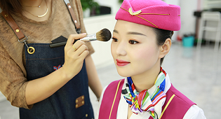 @初中生家長(zhǎng)，孩子不愛(ài)上學(xué)只能去打工嗎？