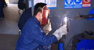 【焊接工位預定】成年人學技術,抓住年末好時機!