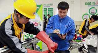 專業推薦丨新能源汽車崗位激增!初中生學習好選擇!